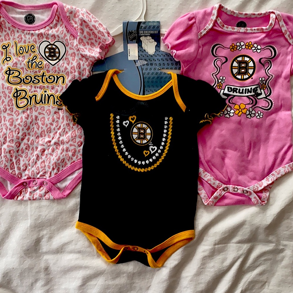 NHL official Bruins fan baby girl onesie set